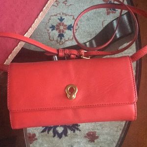 Cole Haan wallet on chain